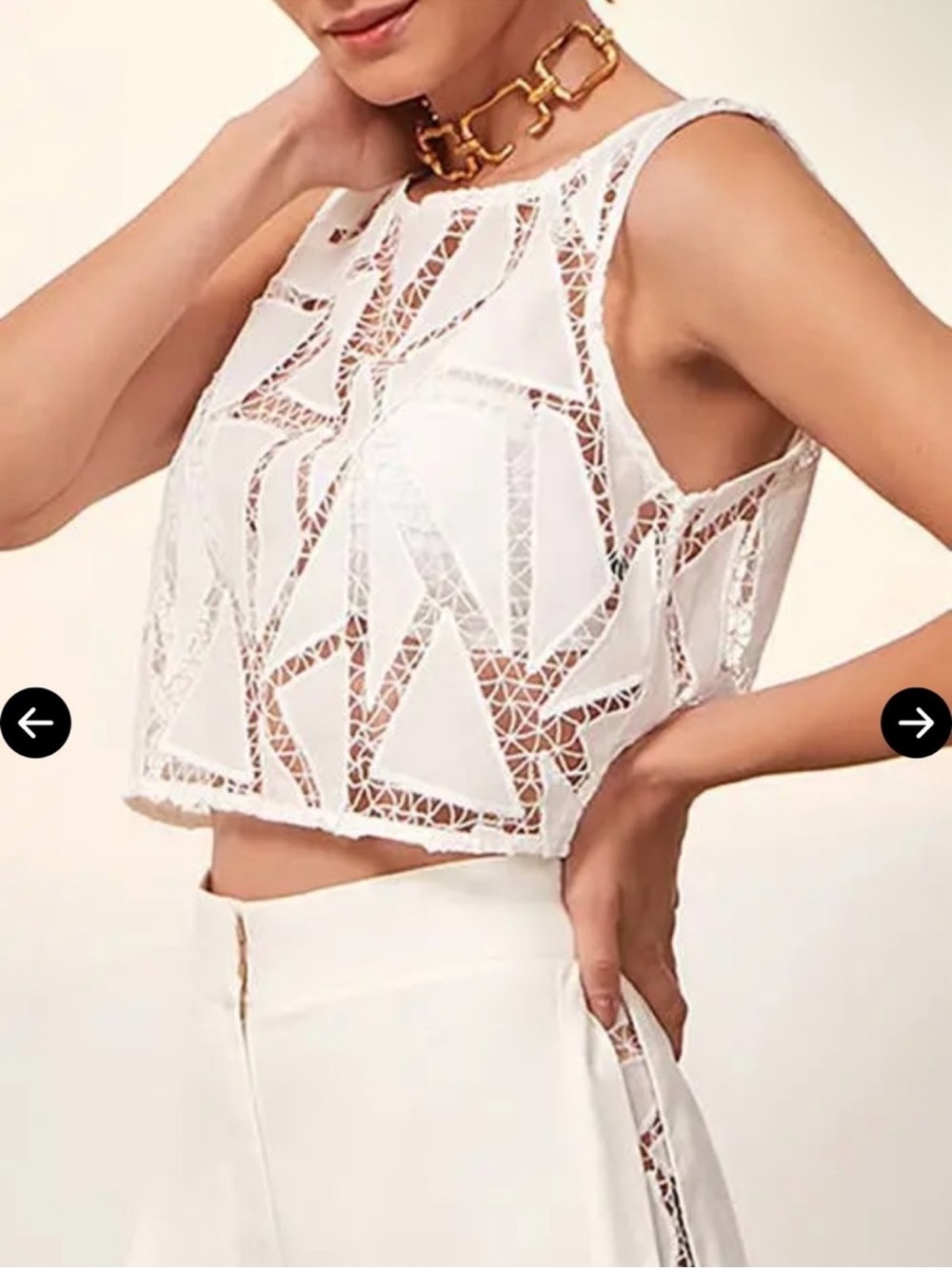 NWT VIX PAULA HERMANNY
Elara Cutout Crop Cover-Up Top